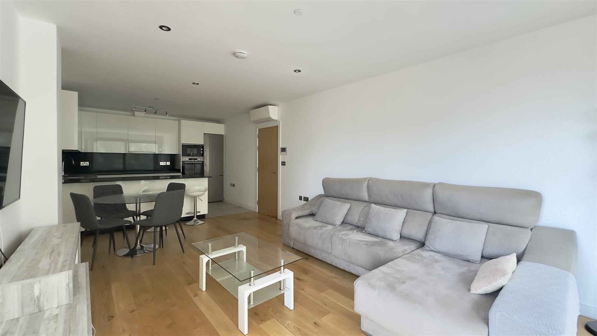 Image of Apartment - 1 Bedrooms - 1 Bathrooms for Rental in Clemence Suites-Gibraltar, Image 2